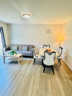 Cozy Garden Suite